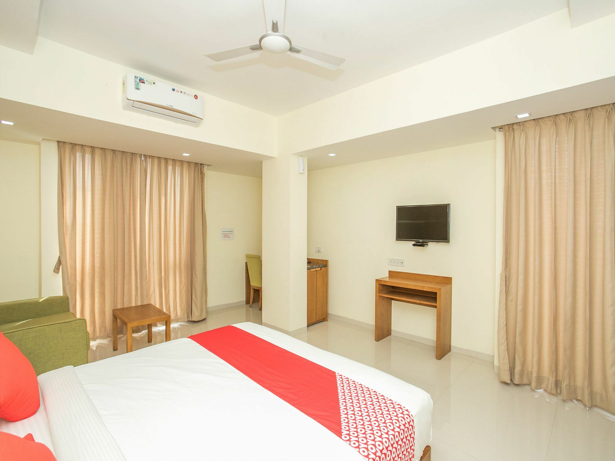 Treebo The Galaxy Chandapura Kammasandra Exterior foto